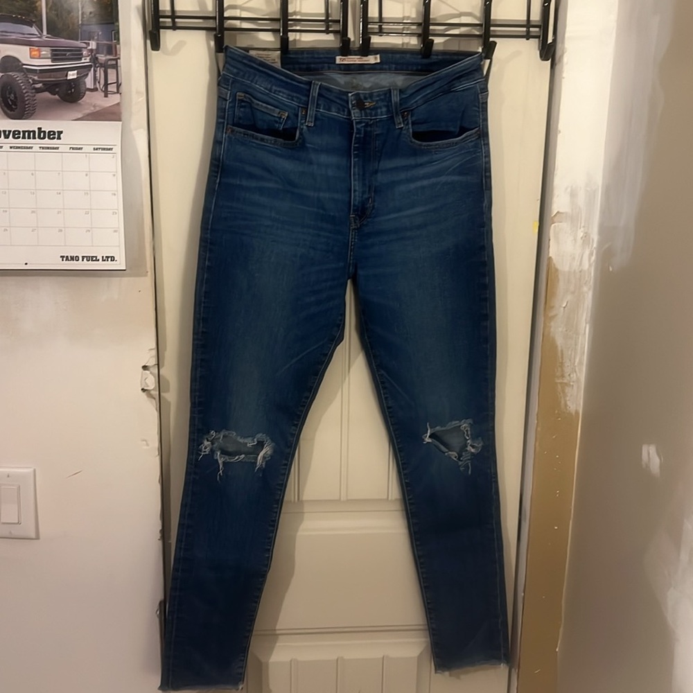 Levi’s High Rise Skinny Size 31
